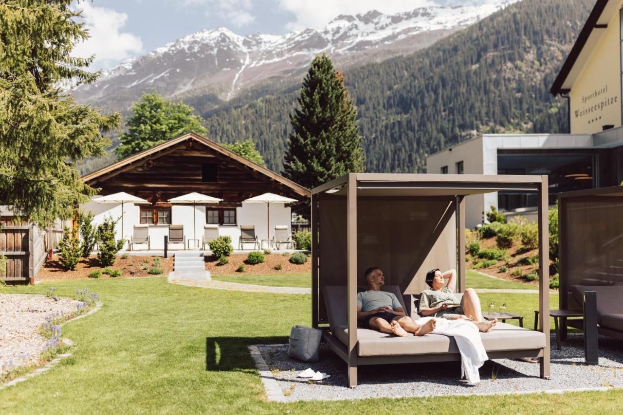 Hotel Weisseespitze 4*
