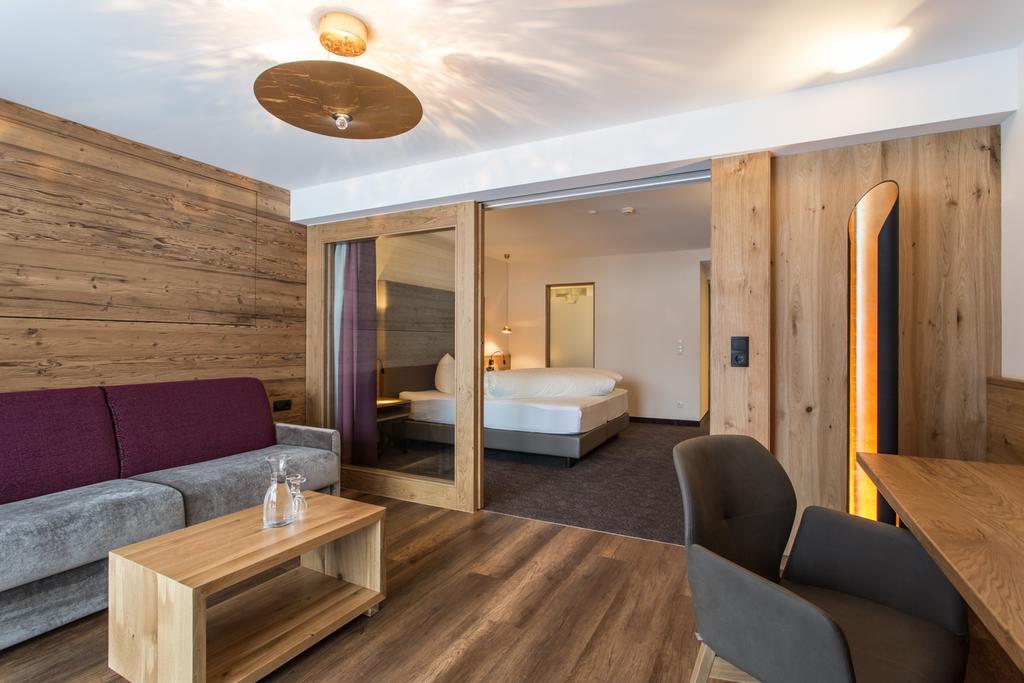 Hotel Weisseespitze Kaunertal