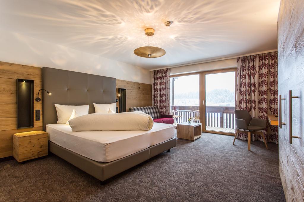 Hotel Weisseespitze